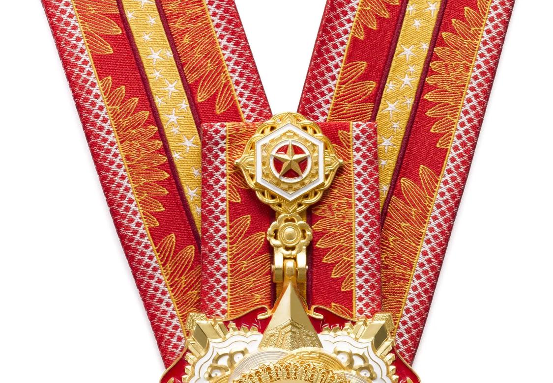 亲爱的党，生日快乐！