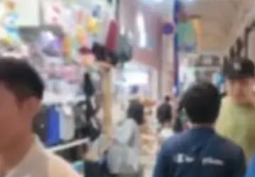 日本男子连撞多人被拦秒怂狂道歉